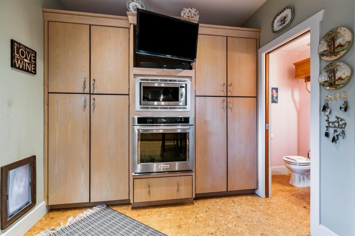 Photo 7 at 419 E 23rd Avenue, Fraser VE, Vancouver East