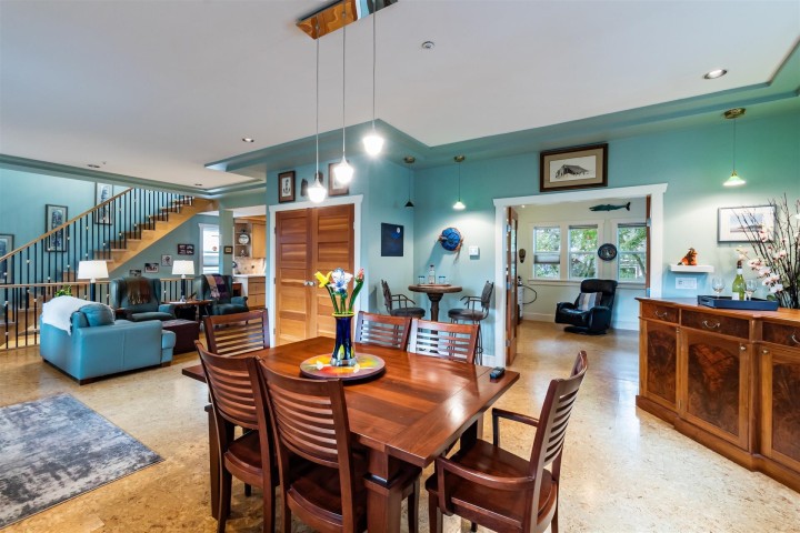 Photo 4 at 419 E 23rd Avenue, Fraser VE, Vancouver East