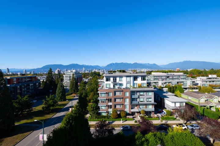 Photo 3 at 212 - 4240 Cambie Street, Cambie, Vancouver West