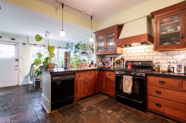 Photo 5 at 1830 E 1st Avenue, Grandview Woodland, Vancouver East