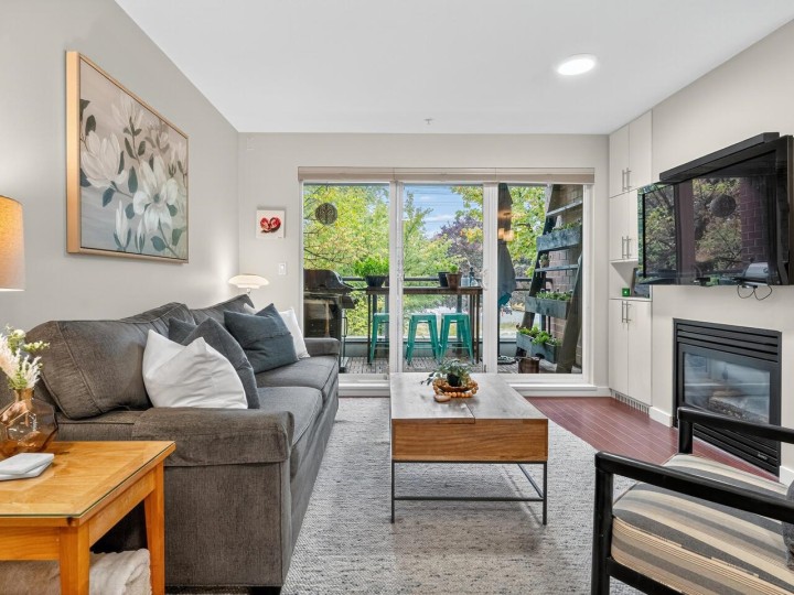 Photo 6 at 206 - 2096 W 46th Avenue, Kerrisdale, Vancouver West