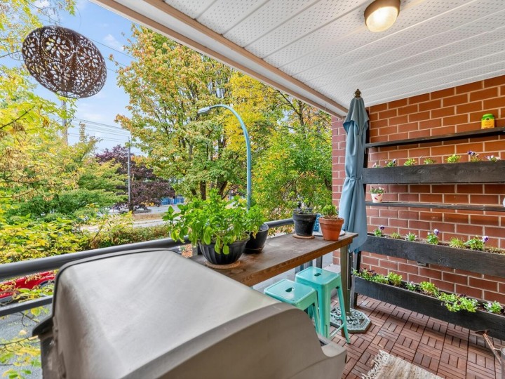 Photo 8 at 206 - 2096 W 46th Avenue, Kerrisdale, Vancouver West