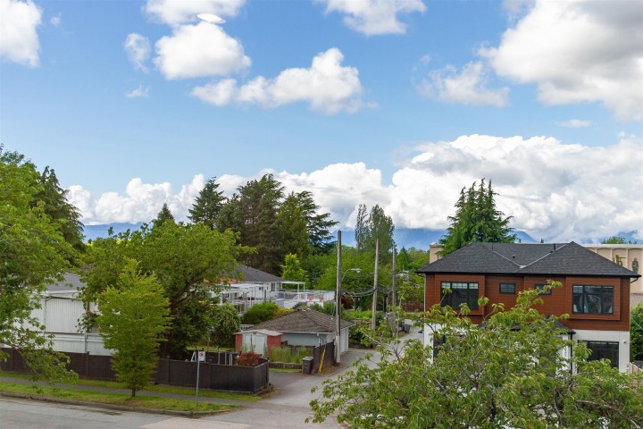 Photo 16 at 2350 E 49th Avenue, Killarney VE, Vancouver East