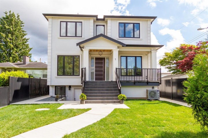 Photo 3 at 2350 E 49th Avenue, Killarney VE, Vancouver East