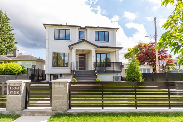 Photo 1 at 2350 E 49th Avenue, Killarney VE, Vancouver East