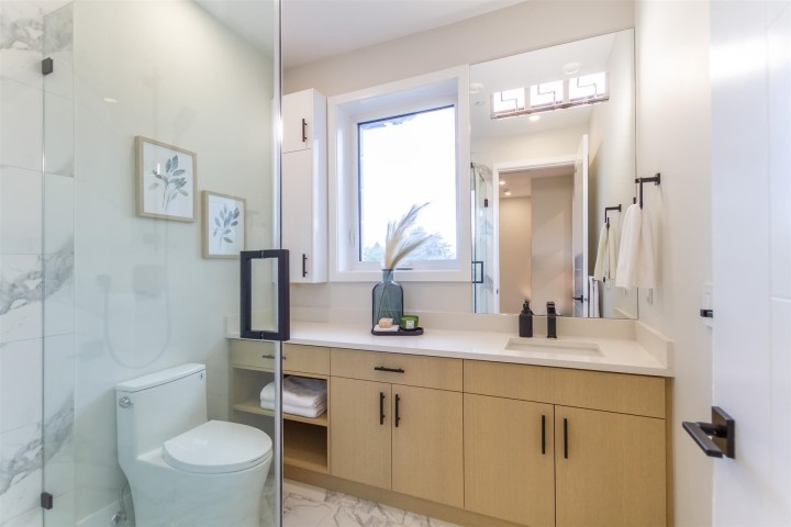 Photo 19 at 2350 E 49th Avenue, Killarney VE, Vancouver East