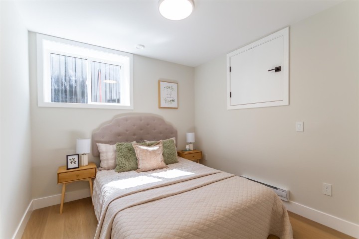 Photo 25 at 2350 E 49th Avenue, Killarney VE, Vancouver East