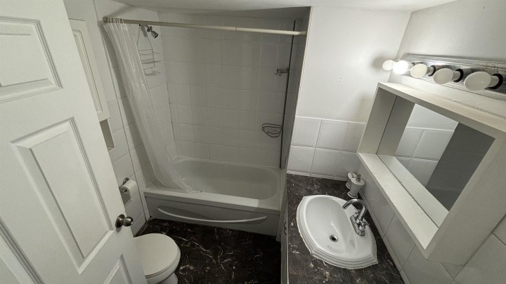 Photo 7 at 404 - 789 Drake Street, Downtown VW, Vancouver West