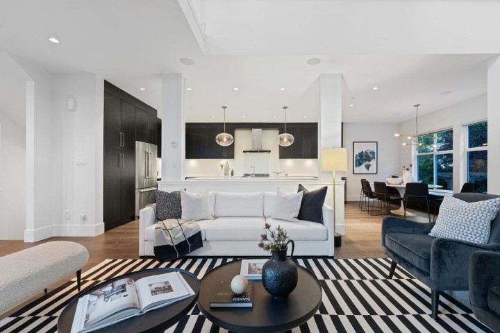 Photo 7 at 3761 Edgemont Boulevard, Edgemont, North Vancouver