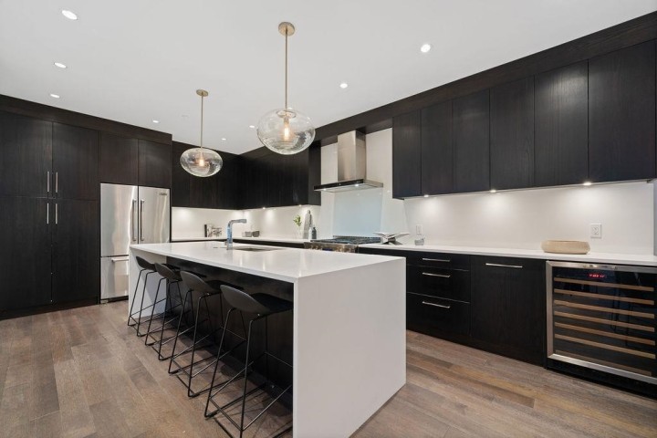 Photo 10 at 3761 Edgemont Boulevard, Edgemont, North Vancouver