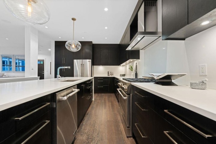 Photo 15 at 3761 Edgemont Boulevard, Edgemont, North Vancouver