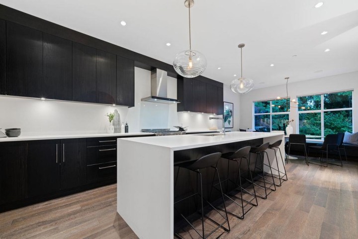 Photo 8 at 3761 Edgemont Boulevard, Edgemont, North Vancouver