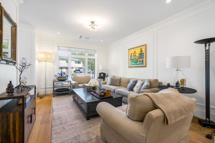 Photo 4 at 3210 E 62 Avenue, Champlain Heights, Vancouver East