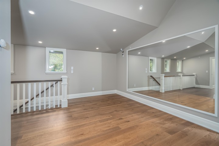 Photo 34 at 2638 Queens Avenue, Queens, West Vancouver