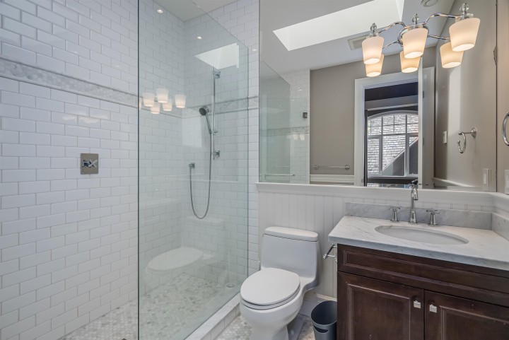 Photo 33 at 2638 Queens Avenue, Queens, West Vancouver