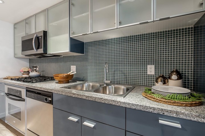 Photo 7 at 1207 - 33 Smithe Street, Yaletown, Vancouver West