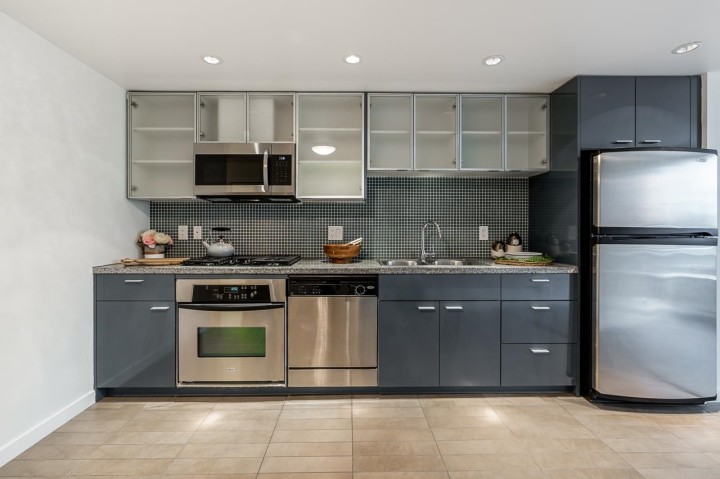 Photo 5 at 1207 - 33 Smithe Street, Yaletown, Vancouver West