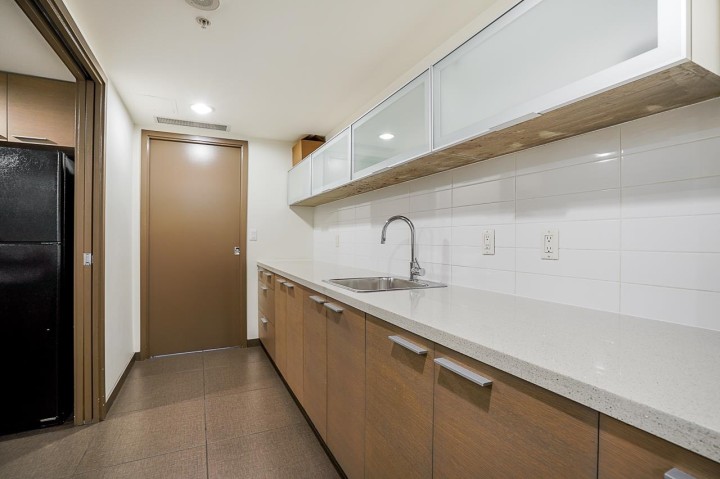 Photo 31 at 1207 - 33 Smithe Street, Yaletown, Vancouver West