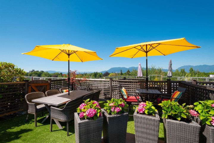 Photo 17 at 420 - 3440 W Broadway, Kitsilano, Vancouver West