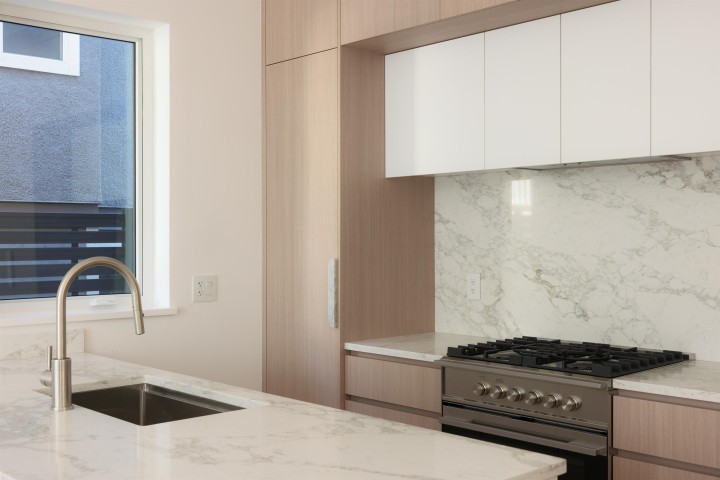 Photo 10 at 3422 Pandora Street, Hastings Sunrise, Vancouver East