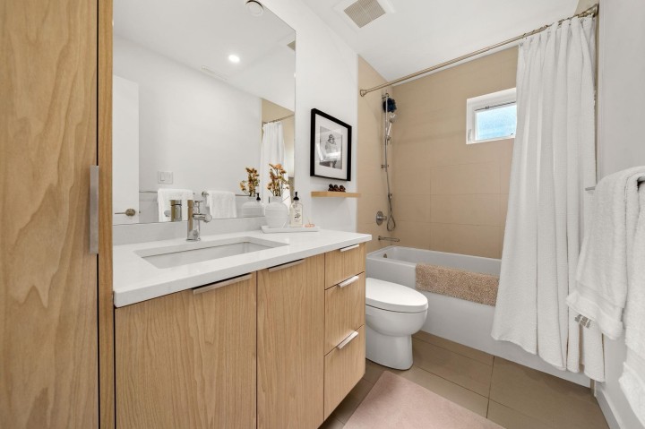 Photo 23 at 2025 Mackay Avenue, Pemberton Heights, North Vancouver