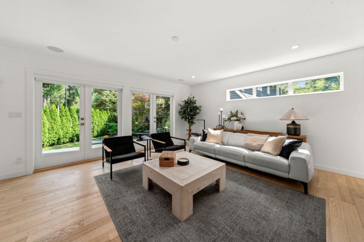 Photo 6 at 2025 Mackay Avenue, Pemberton Heights, North Vancouver