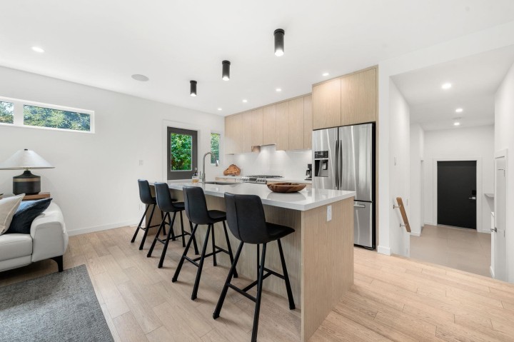 Photo 7 at 2025 Mackay Avenue, Pemberton Heights, North Vancouver