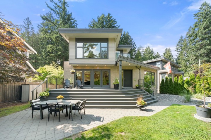 Photo 1 at 2025 Mackay Avenue, Pemberton Heights, North Vancouver