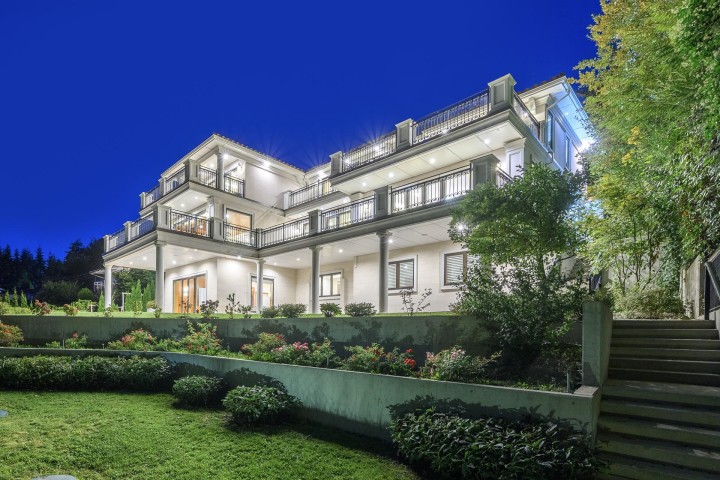 Photo 3 at 618 Hawstead Place, British Properties, West Vancouver