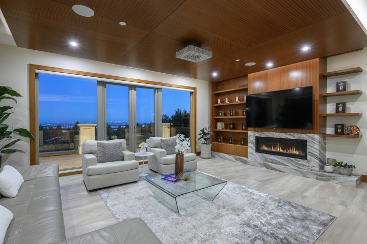 Photo 10 at 618 Hawstead Place, British Properties, West Vancouver