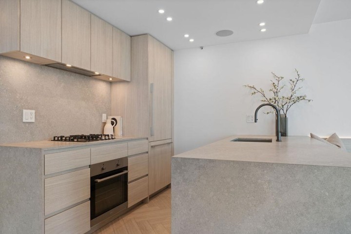 Photo 7 at 2206 - 1438 Richards Street, Yaletown, Vancouver West