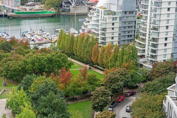 Photo 35 at 2206 - 1438 Richards Street, Yaletown, Vancouver West