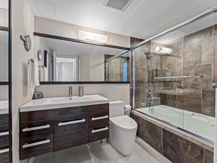 Photo 17 at 2302 - 1415 West Georgia Street, Coal Harbour, Vancouver West