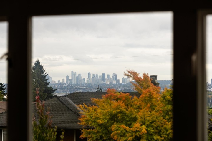 Photo 5 at 518 E 7th Street, Lower Lonsdale, North Vancouver