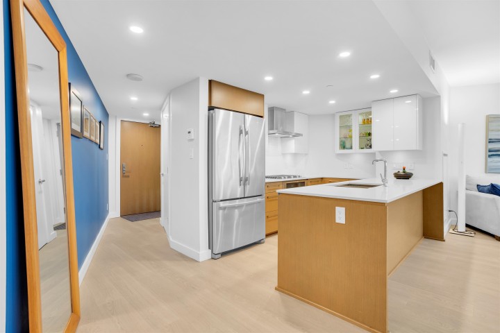 Photo 8 at 2026 - 1618 Quebec Street, Mount Pleasant VE, Vancouver East