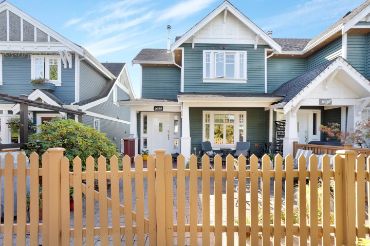 Photo 3 at 1630 E 11th Avenue, Grandview Woodland, Vancouver East