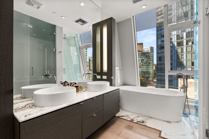 Photo 17 at 901 - 1409 W Pender Street, Coal Harbour, Vancouver West