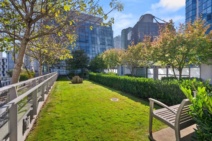 Photo 28 at 901 - 1409 W Pender Street, Coal Harbour, Vancouver West