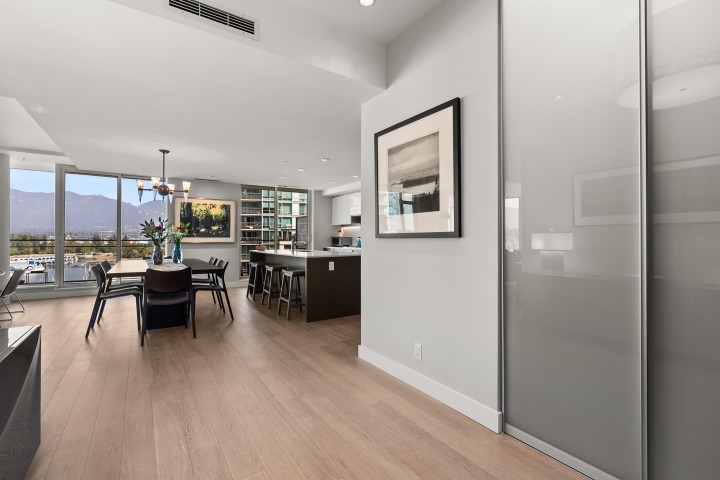 Photo 5 at 901 - 1409 W Pender Street, Coal Harbour, Vancouver West