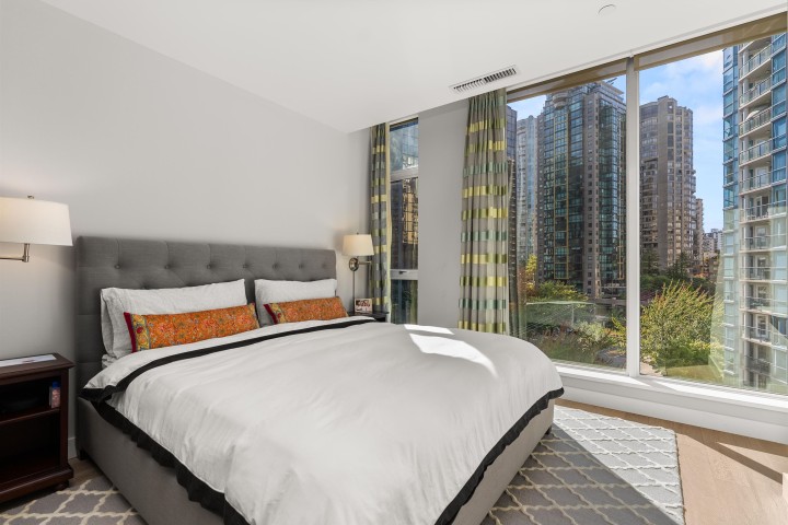 Photo 15 at 901 - 1409 W Pender Street, Coal Harbour, Vancouver West