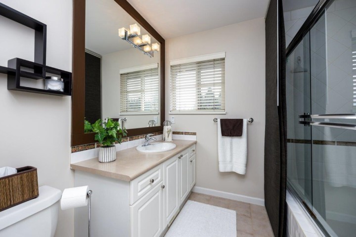 Photo 23 at 50 - 1550 Larkhall Crescent, Northlands, North Vancouver