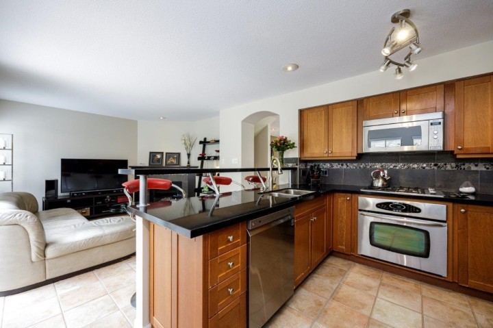 Photo 12 at 50 - 1550 Larkhall Crescent, Northlands, North Vancouver