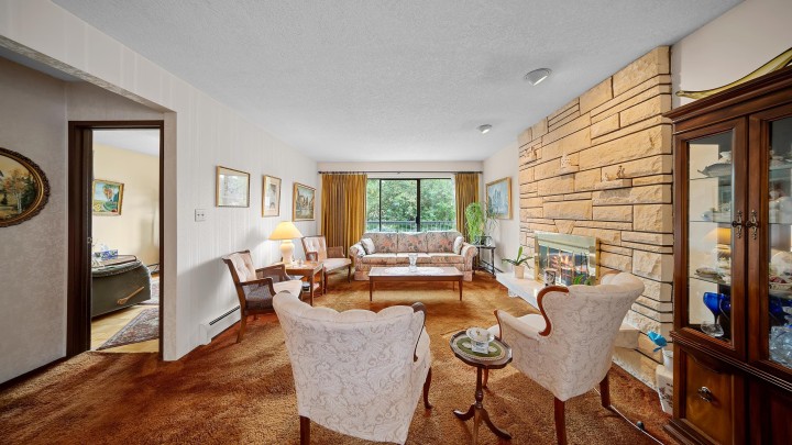 Photo 6 at 271 E 38th Avenue, Main, Vancouver East