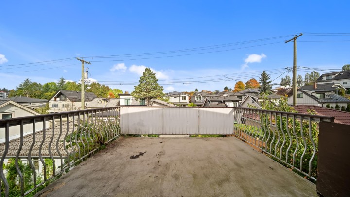 Photo 17 at 271 E 38th Avenue, Main, Vancouver East