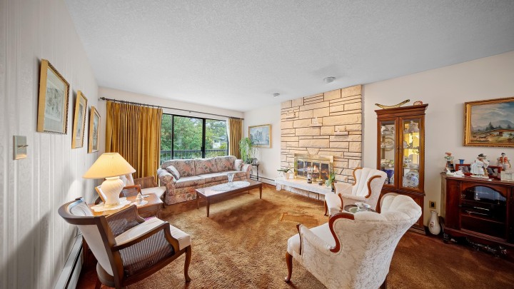 Photo 7 at 271 E 38th Avenue, Main, Vancouver East