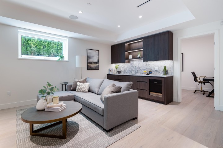 Photo 26 at 592 Arthur Erickson Place, Park Royal, West Vancouver