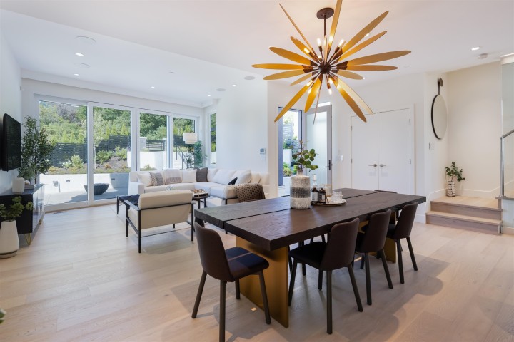 Photo 9 at 592 Arthur Erickson Place, Park Royal, West Vancouver