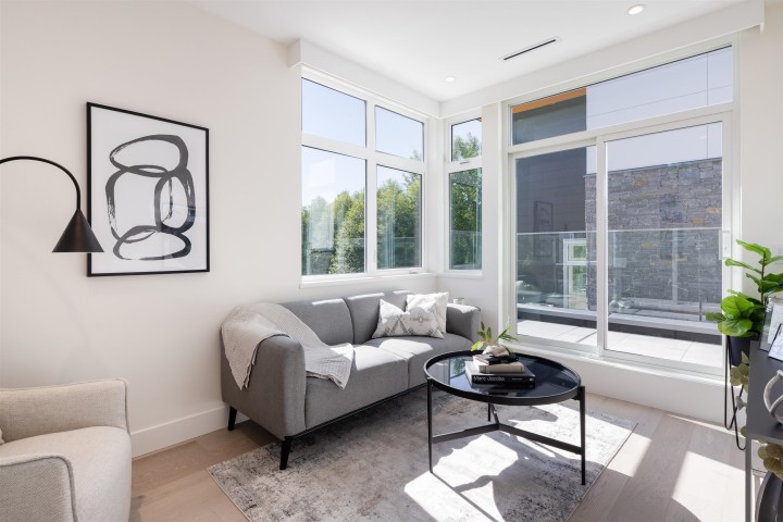 Photo 18 at 592 Arthur Erickson Place, Park Royal, West Vancouver