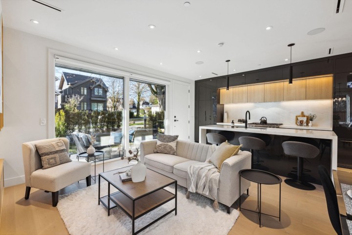 Photo 9 at 1 - 3081 West 14th Avenue, Kitsilano, Vancouver West