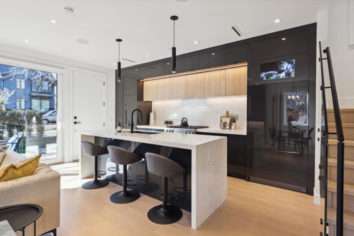 Photo 15 at 1 - 3081 West 14th Avenue, Kitsilano, Vancouver West